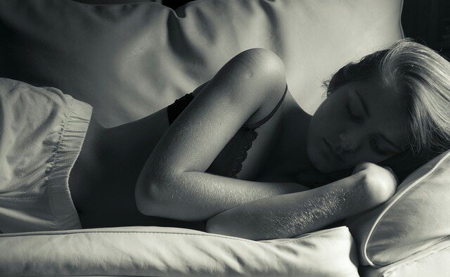 Women Who go to Bed Late are at Greater Risk of Developing Breast Cancer, Study Reveals