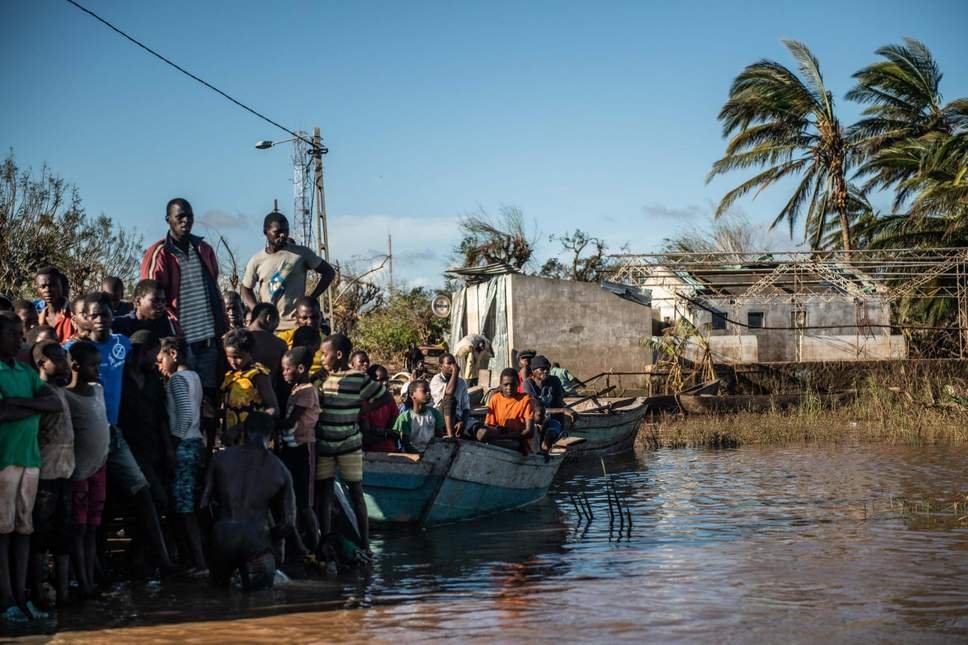 Cyclone Idai: Death toll rises to more than 700 across Mozambique, Zimbabwe and Malawi


