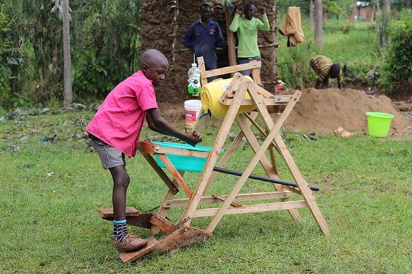 Kenyan Boy Who Made Hand Washing Machine Receives Presidential Award
