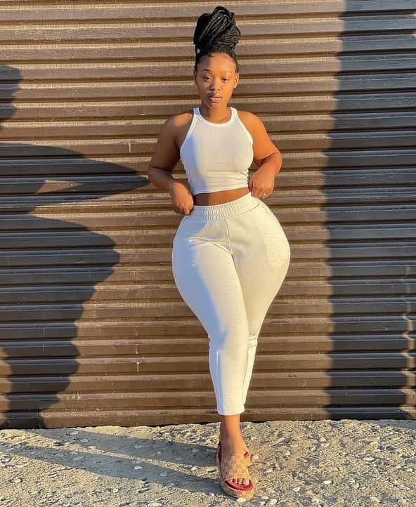 Andiswa Selepe: Most Curvy celebrities in Africa 