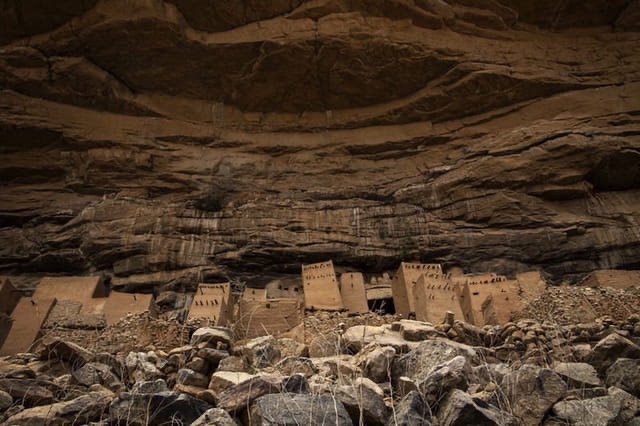 Bandiagara Escarpment – The Remote Cliff Dwellings of the Dogon People of Mali